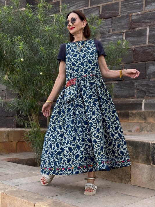 Sleeveless indigo jumper dress with Kutch hand embroidery on the pocket