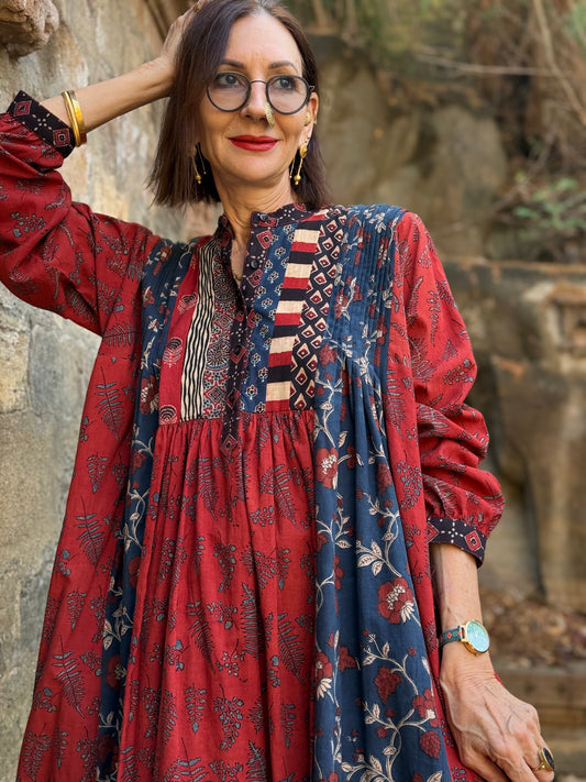 Boho shirt in pure cotton naturally dyed Ajrakh