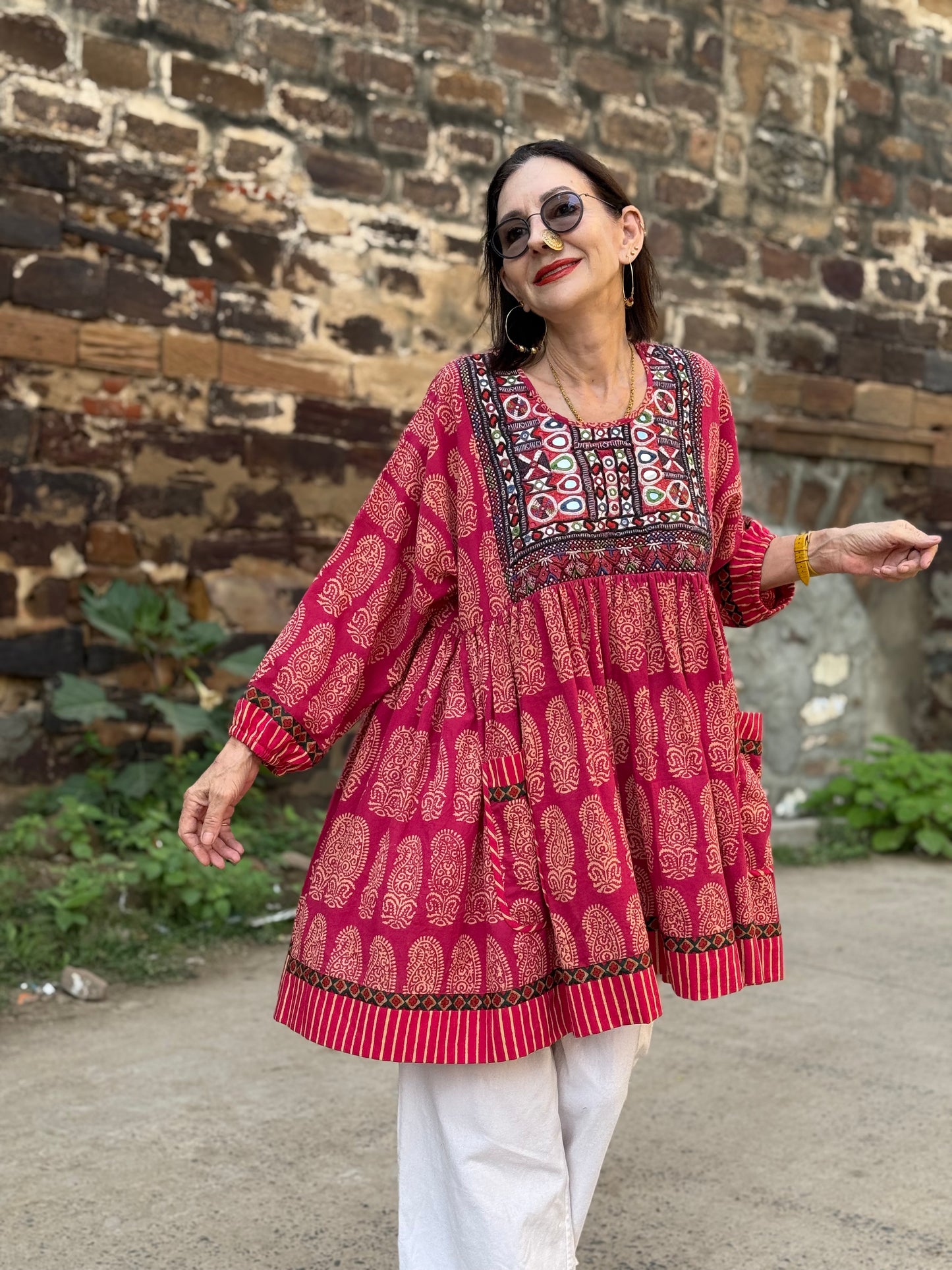 Reserved for Lynette. Vibrant paisley pink tunic with Kutch embroidery sparkle