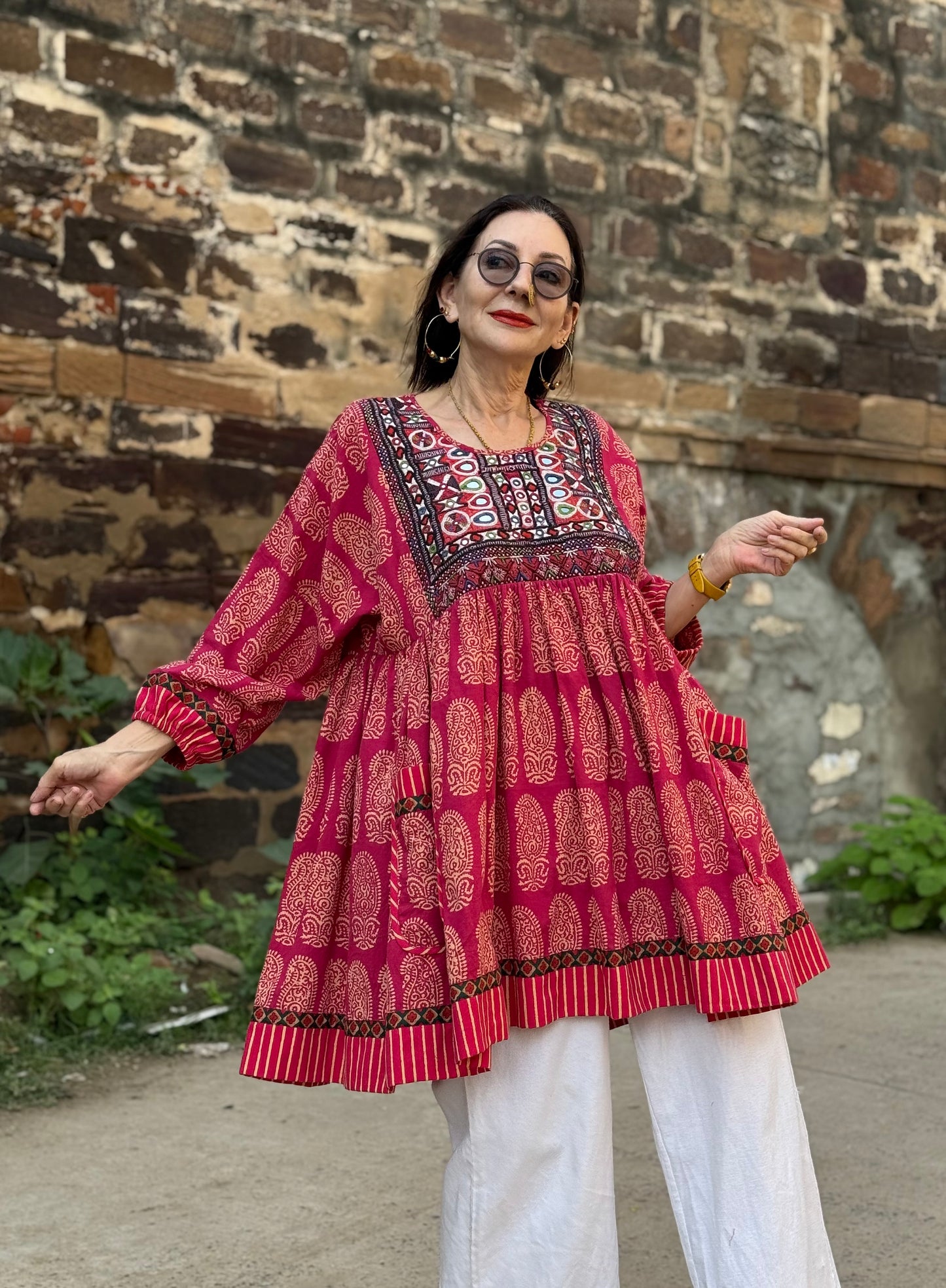 Reserved for Lynette. Vibrant paisley pink tunic with Kutch embroidery sparkle