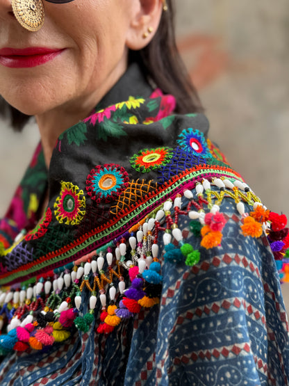 Embroidered Kutchi scarf
