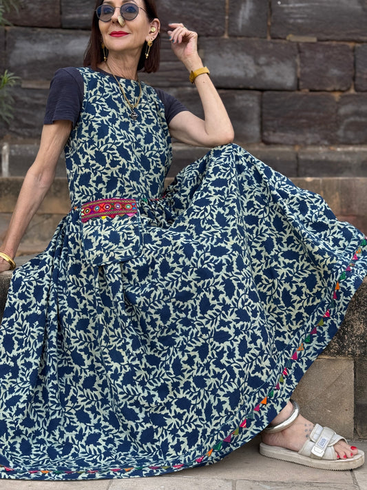 Sleeveless indigo jumper dress with Kutch hand embroidery on the pocket