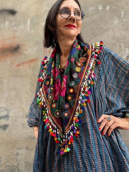 Embroidered Kutchi scarf