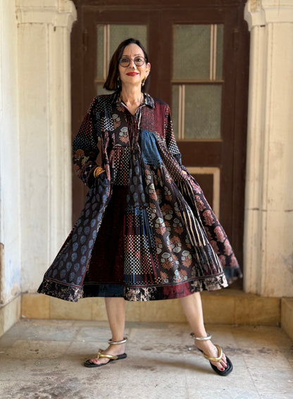 Chic Boho Trapeze Dress with mirror embroidery