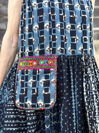 Sleeveless dress in indigo Ajrakh