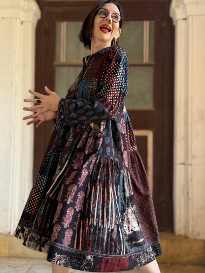 Chic Boho Trapeze Dress with mirror embroidery