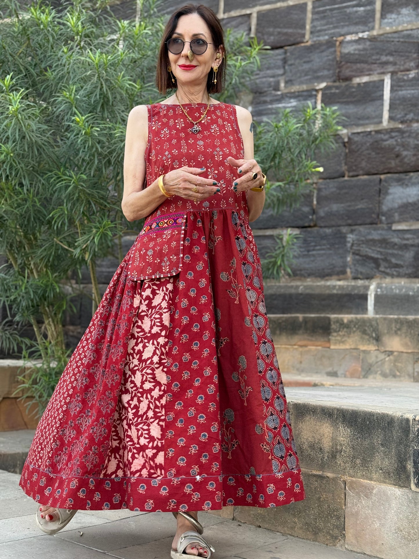 Sleeveless jumper dress with Kutch hand embroidery on the pocket