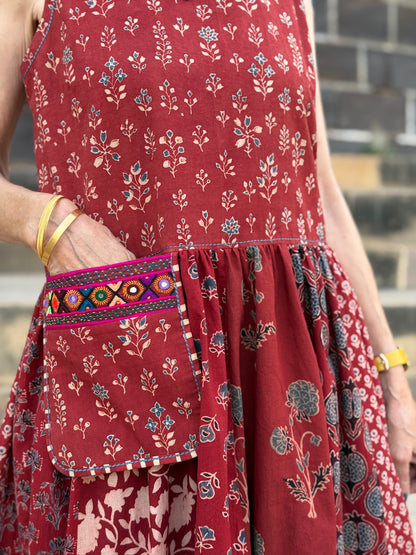 Sleeveless jumper dress with Kutch hand embroidery on the pocket