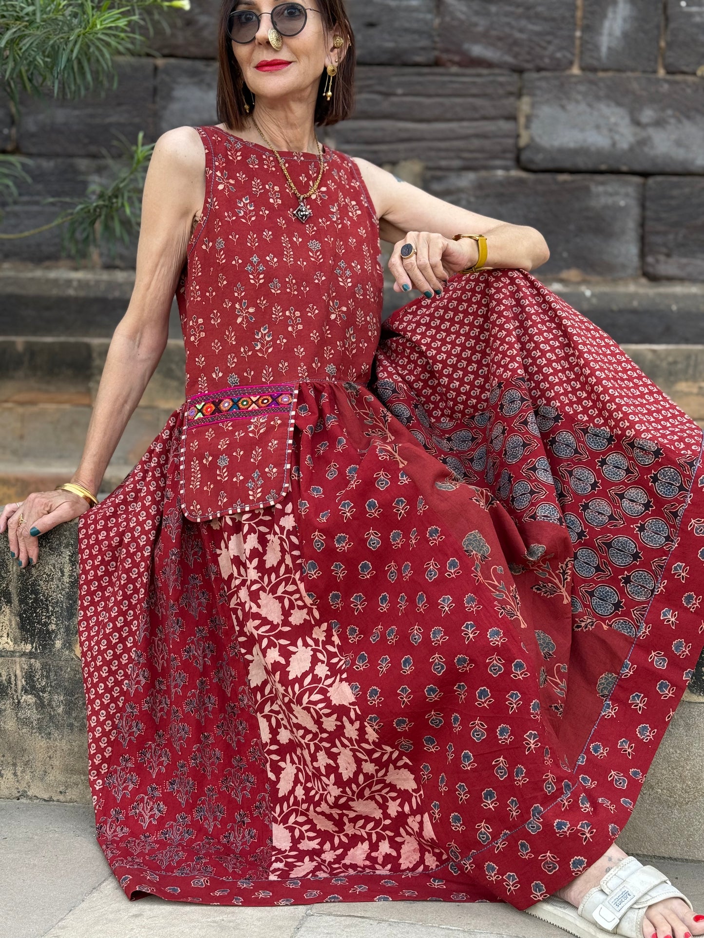 Sleeveless jumper dress with Kutch hand embroidery on the pocket